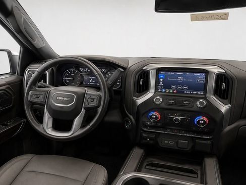 Certified 2022 GMC Sierra 1500 SLT w/ SLT Convenience Package AWD/4WD image 28