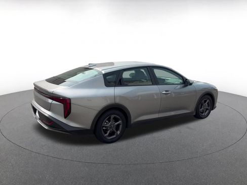 Used 2025 Kia K4 FWD image 14