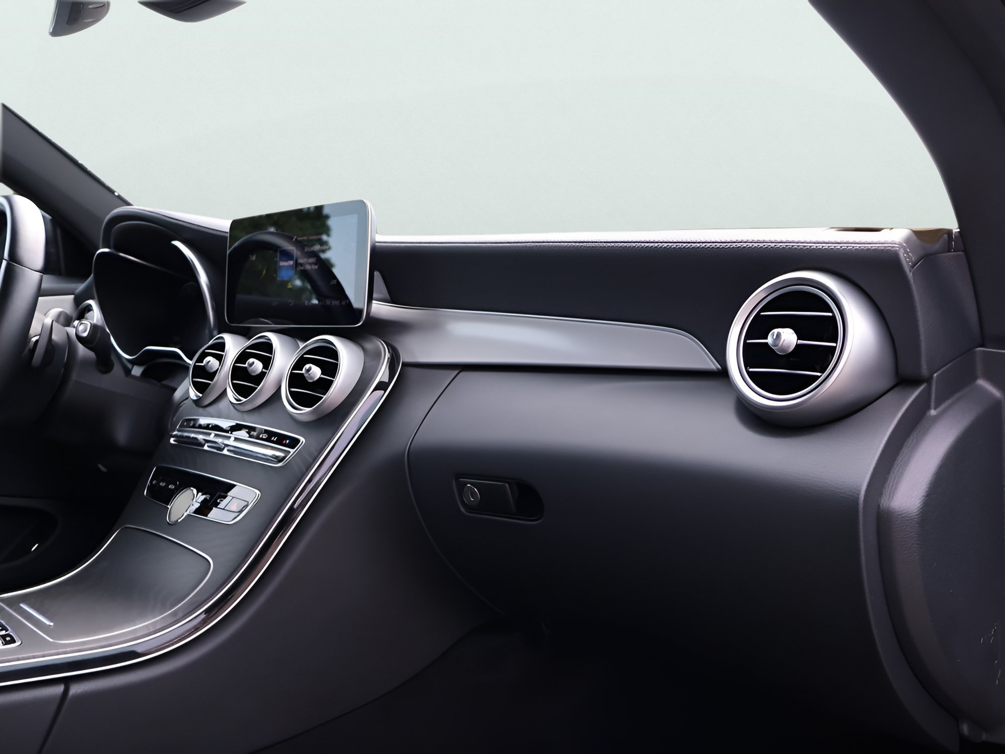 Certified 2023 Mercedes-Benz C 300 4MATIC Coupe image 11