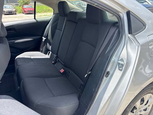 Used 2022 Toyota Corolla LE FWD image 11