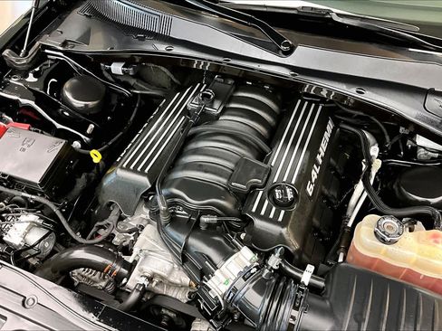 Used 2023 Chrysler 300 C RWD image 31