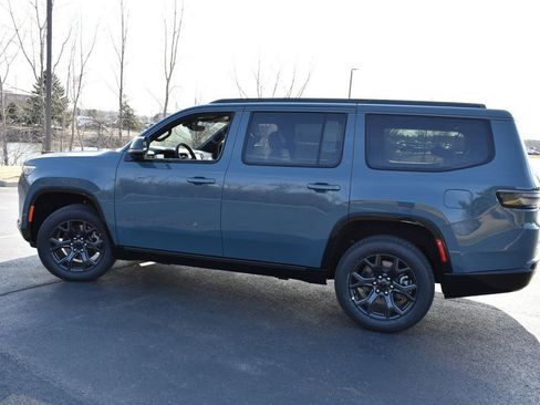 New 2026 Jeep Grand Wagoneer Limited w/ Premium Group II AWD/4WD image 8