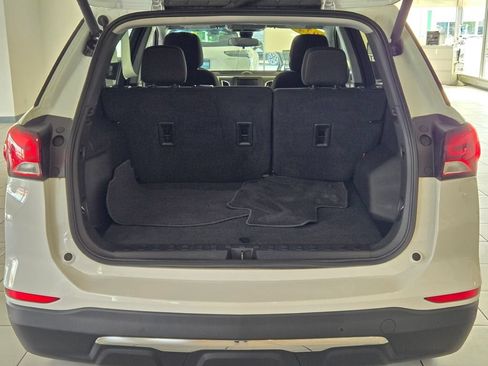 Certified 2024 Chevrolet Equinox LT AWD/4WD image 13