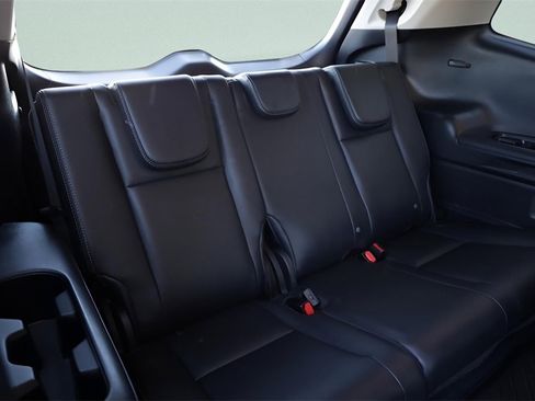 Used 2024 Subaru Ascent Touring image 27