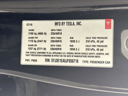 Used 2018 Tesla Model 3 Long Range RWD image 12