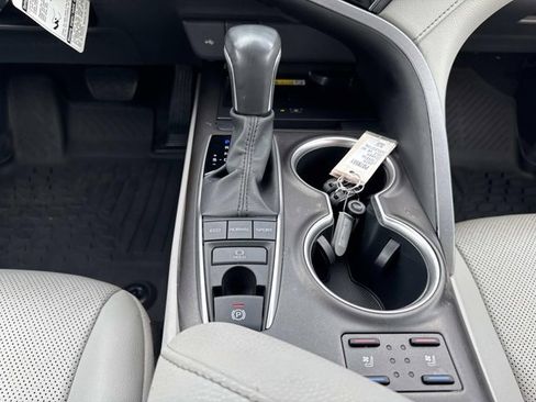 Certified 2023 Toyota Camry XLE w/ Navigation Package image 28