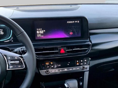 Used 2025 Kia Seltos S FWD image 7