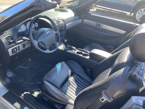 Used 2005 Ford Thunderbird Deluxe image 8