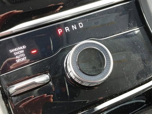 Used 2022 Jeep Grand Cherokee L Limited image 9