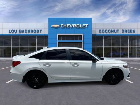 Used 2023 Honda Civic Sport image 9