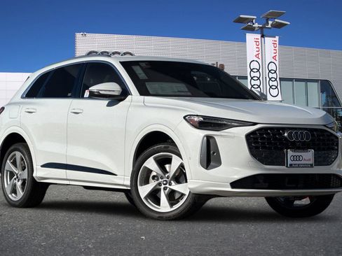 New 2025 Audi Q5 Premium Plus image 2