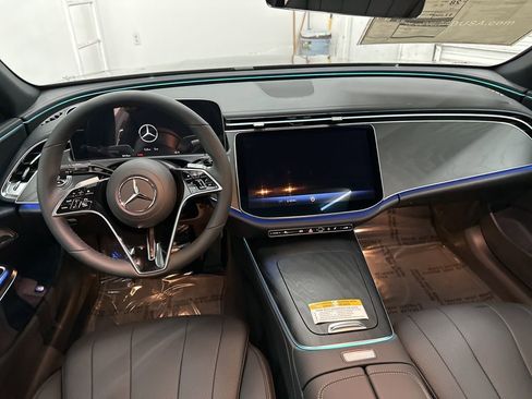 Used 2026 Mercedes-Benz E 350 Sedan image 21
