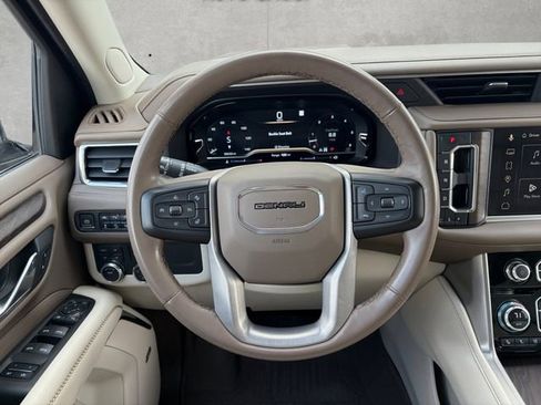 Used 2023 GMC Yukon Denali image 21