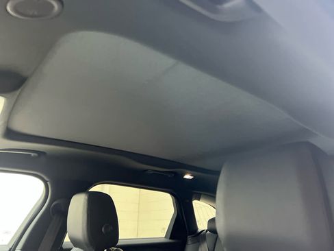 Used 2025 Land Rover Range Rover Velar Dynamic SE image 14