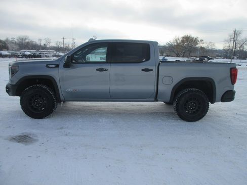 New 2026 GMC Sierra 1500 AT4X w/ AT4X AEV Edition image 10
