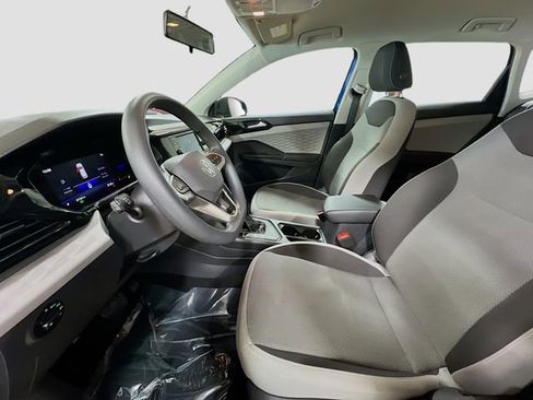 Used 2022 Volkswagen Taos S image 19