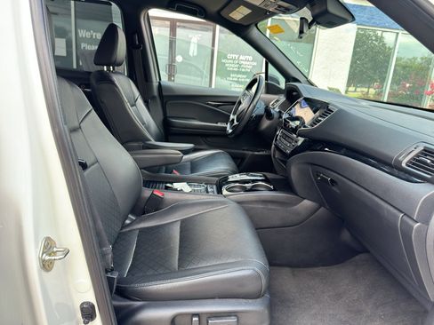 Used 2019 Honda Passport Touring image 11
