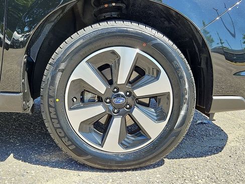 Used 2017 Subaru Forester 2.5i Limited w/ Popular Package #1 AWD/4WD image 8