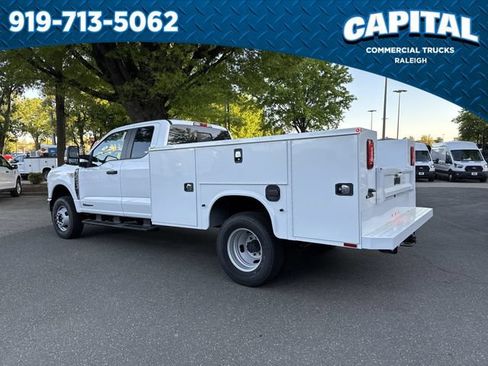 New 2026 Ford F350 XL w/ XL Chrome Package AWD/4WD image 8