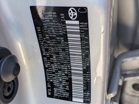 Used 2024 Toyota Corolla SE image 19