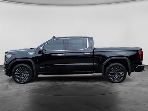 Used 2024 GMC Sierra 1500 Denali w/ Technology Package AWD/4WD image 4