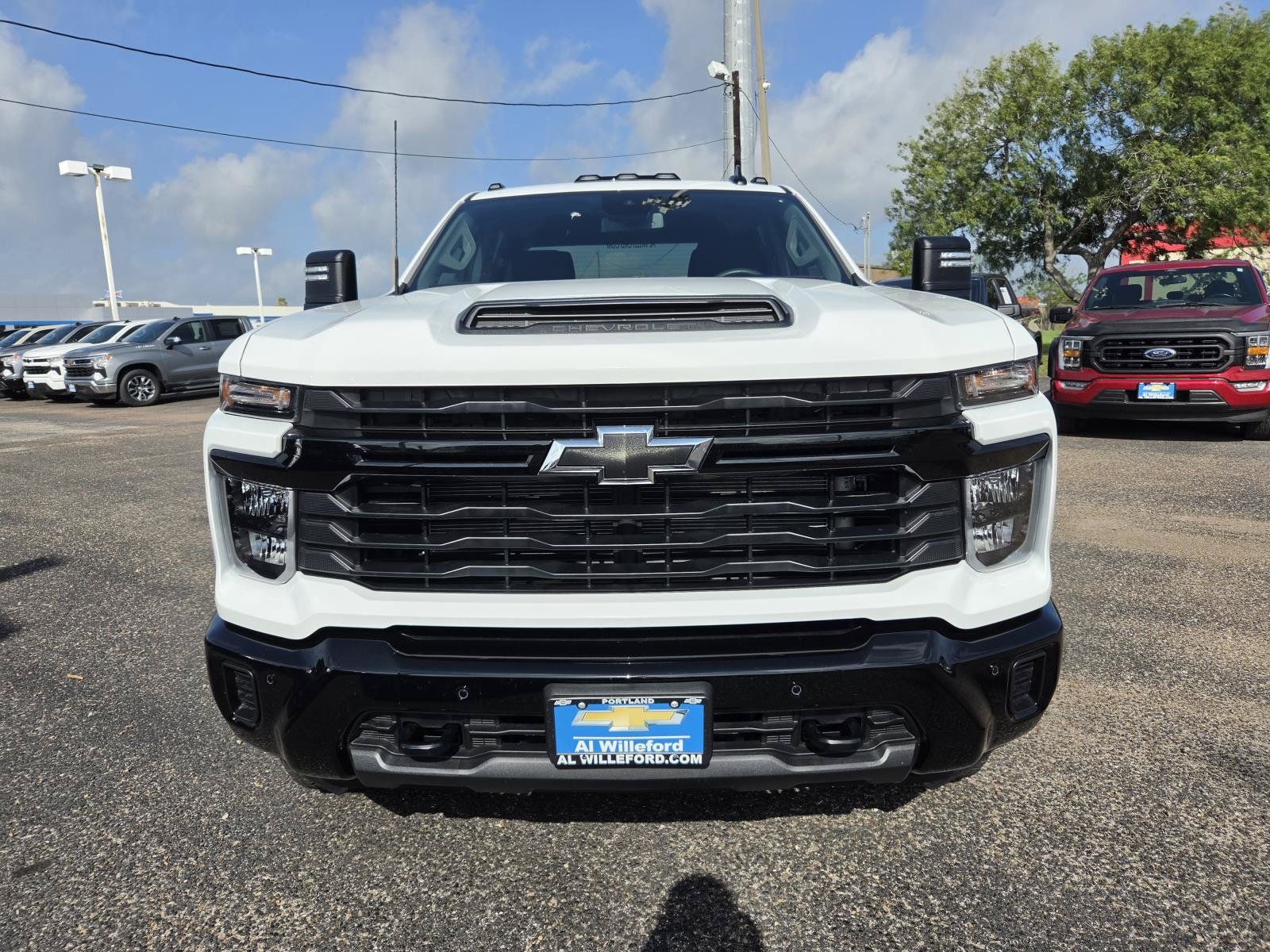 New 2026 Chevrolet Silverado 2500 Custom w/ Custom Value Package AWD/4WD image 8