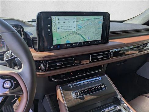 New 2026 Lincoln Aviator Reserve w/ Luxury Package image 11