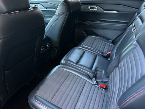 Certified 2025 Ford Explorer ST-Line w/ ST-Line Street Pack AWD/4WD image 11