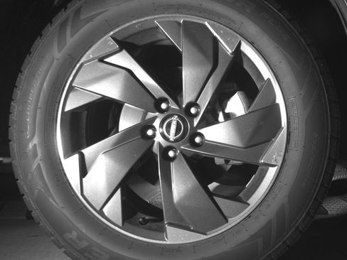 Used 2025 Nissan Rogue SV AWD/4WD image 13