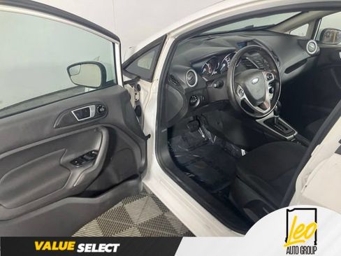 Used 2015 Ford Fiesta SE FWD image 10