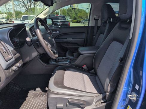 Used 2019 Chevrolet Colorado Z71 AWD/4WD image 9