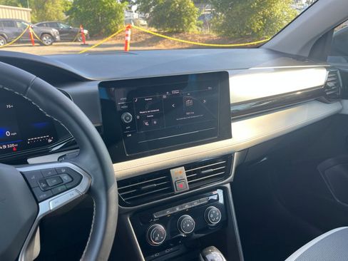 Used 2025 Volkswagen Taos S image 17