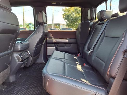 Used 2022 Ford F150 Lariat image 21