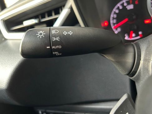 Used 2020 Toyota Corolla SE FWD image 21