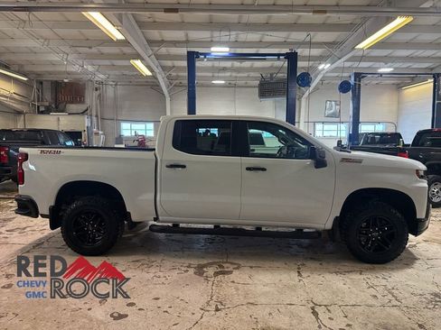 Used 2022 Chevrolet Silverado 1500 LT Trail Boss w/ Bed Protection Package image 4