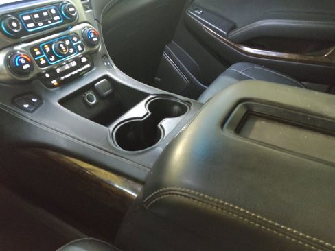 Used 2016 Chevrolet Tahoe LT AWD/4WD image 26