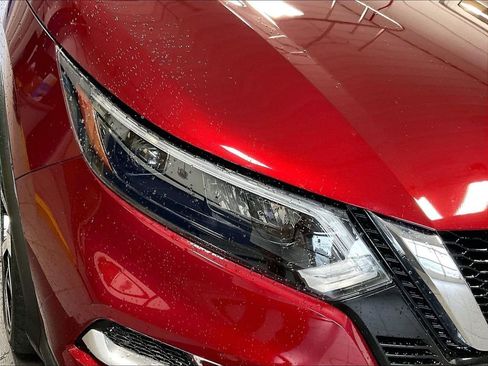 Used 2021 Nissan Rogue Sport SL w/ Premium Package AWD/4WD image 32