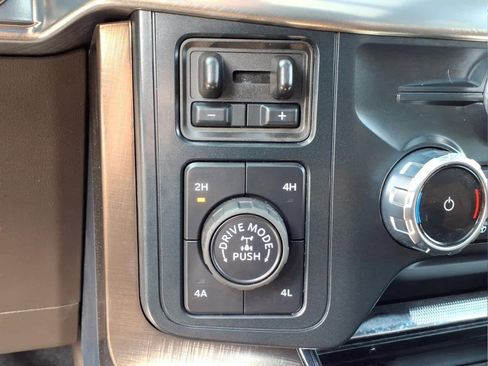 Used 2025 Ford F150 King Ranch AWD/4WD image 21