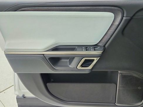 Used 2024 Rivian R1S Adventure image 39