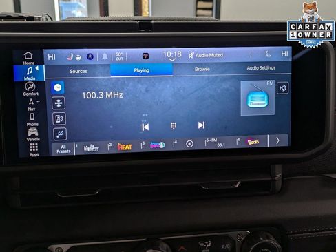 Used 2024 Jeep Wrangler Unlimited Rubicon w/ Technology Group image 12