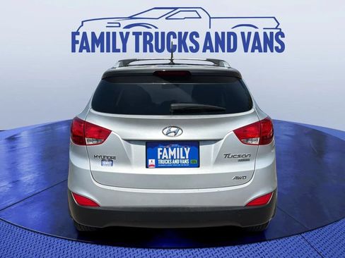 Used 2012 Hyundai Tucson Limited AWD/4WD image 4