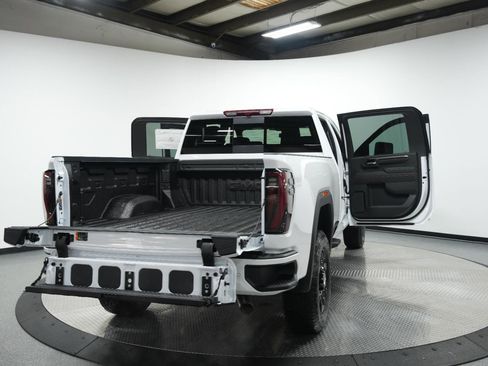 New 2026 GMC Sierra 2500 AT4 w/ AT4 Preferred Package image 12