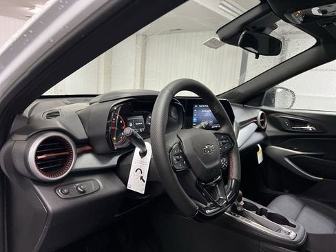 New 2026 Chevrolet Trax RS FWD image 10