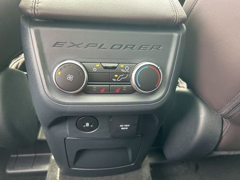 New 2026 Ford Explorer Platinum w/ LUX Leather Package image 18