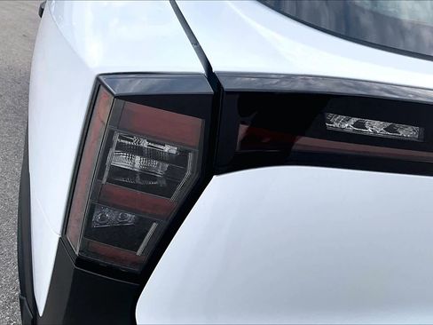 New 2026 Nissan Kicks S image 12