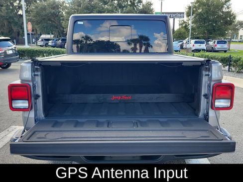 Used 2020 Jeep Gladiator Sport w/ Quick Order Package 24S AWD/4WD image 10