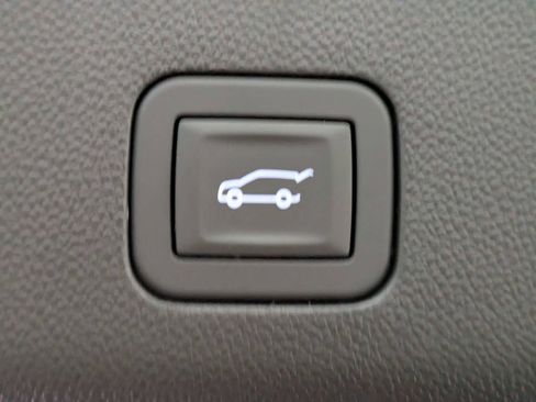 Certified 2026 Cadillac Escalade V w/ LPO, ONYX Package AWD/4WD image 12