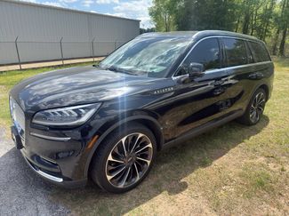 Used 2023 Lincoln Aviator Reserve w/ Equipment Group 201A video 1