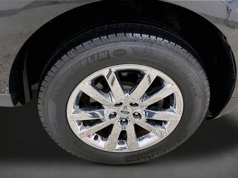 Used 2014 Ford Edge Limited image 32