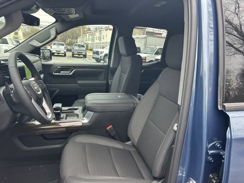 New 2026 GMC Sierra 1500 Elevation w/ Preferred Package image 15
